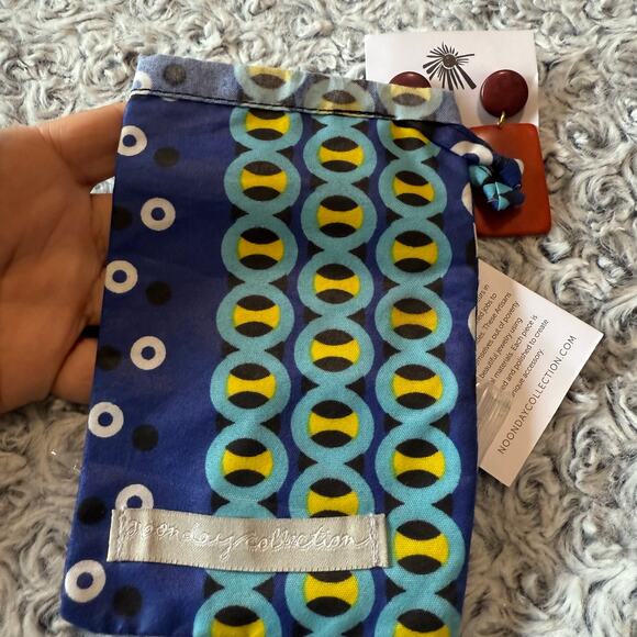 Noonday‎ Collection Earrings Made in Ecuador Brown Orange New - Picture 4 of 4